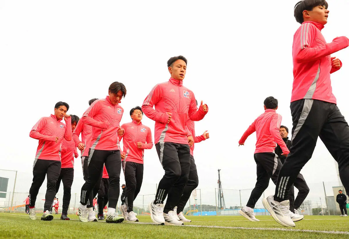 【画像・写真】流通経大柏、都内合宿から同校に戻って最終調整　榎本監督「最後の練習は一番慣れたところで」