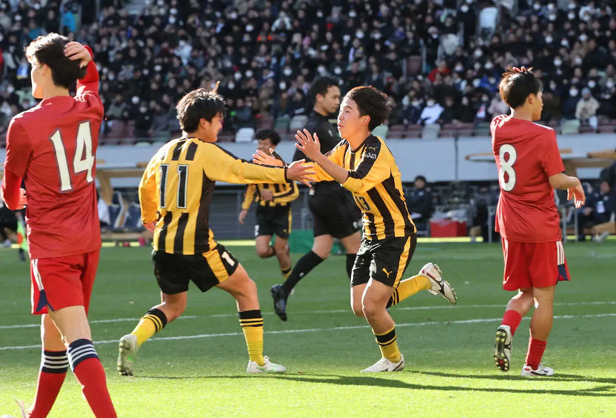 【画像・写真】全国高校サッカー選手権の決勝レベルが高すぎて「両校優勝」がXトレンド入り「ドキドキする」