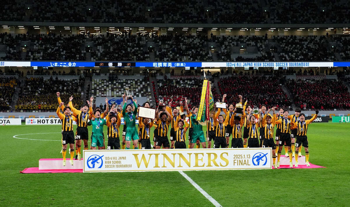 【画像・写真】選手権決勝のタイ生中継　巨大資本動かすか