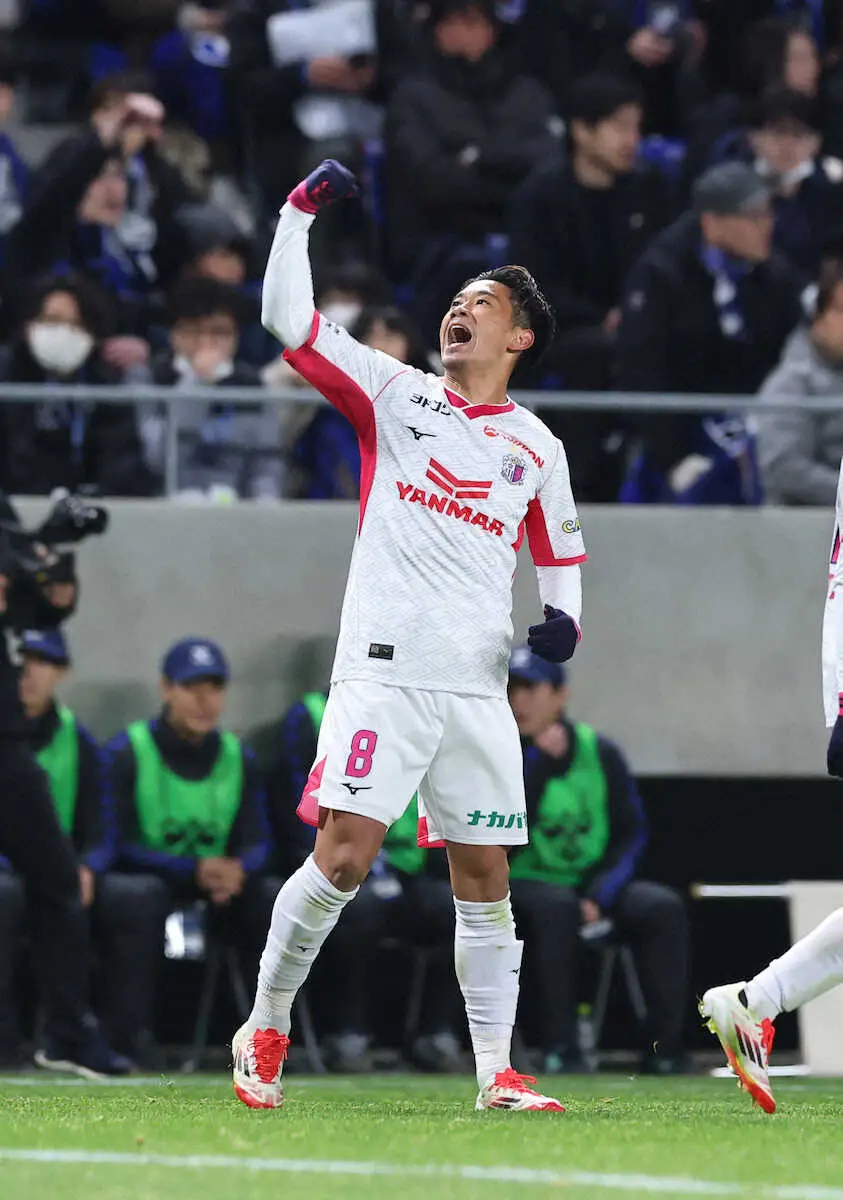 【画像・写真】C大阪・香川真司　大阪ダービー初得点は“技あり”開幕弾！「勝つことだけを考えていたので…」