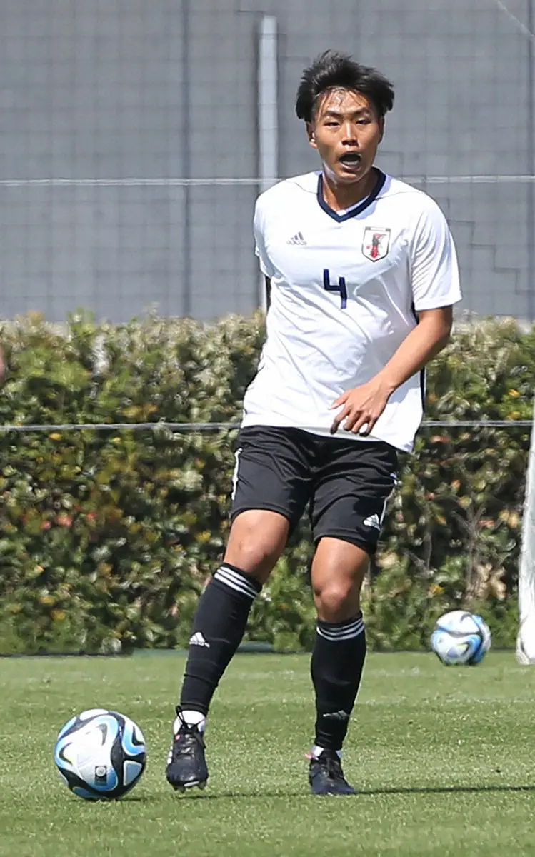 【画像・写真】横浜M　筑波大DF諏訪間幸成のJリーグ追加登録が完了　父は全日本プロレスの諏訪魔