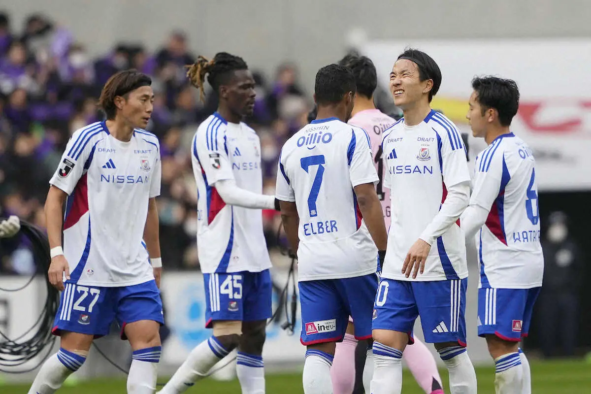 【画像・写真】広島に敗れた横浜Mイレブン