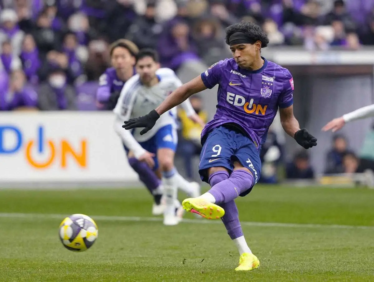 【画像・写真】広島FWジャーメイン良が移籍後初ゴール　チームは公式戦5連勝、目標は「優勝でしょう！！」