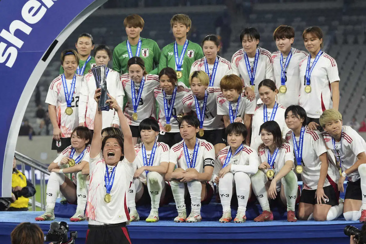 【画像・写真】なでしこニールセン監督　米国撃破に「怖がらずにパスを回してくれた」　初の活動を3連勝で終える