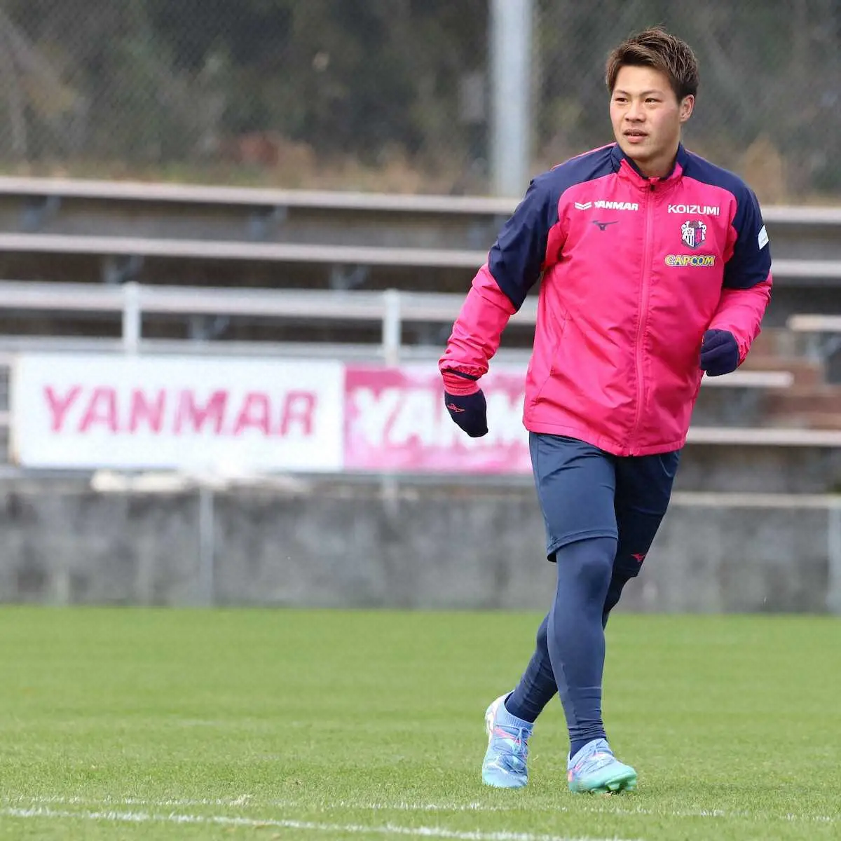 【画像・写真】C大阪・FW中島はプロ初体験の1トップ「懐かしくて、楽しい」