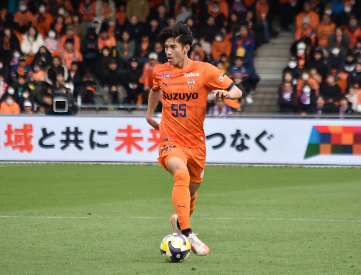 【画像・写真】影山優佳の選んだ日本代表で見たい若手は「未来の三笘選手」　内田篤人氏「俺らより通やん」