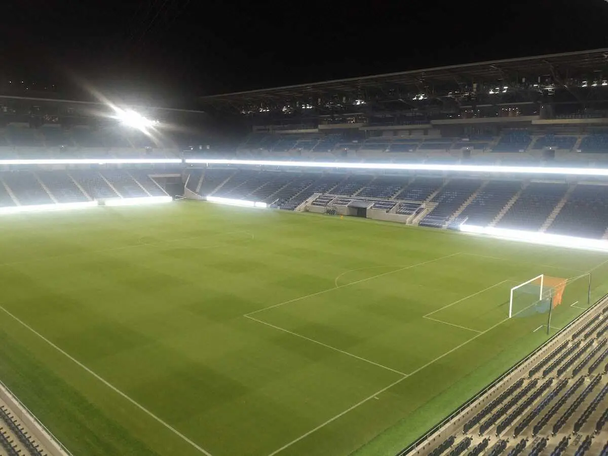 【画像・写真】昨年10月に稼働したJ2長崎の本拠地「ピーススタジアム」