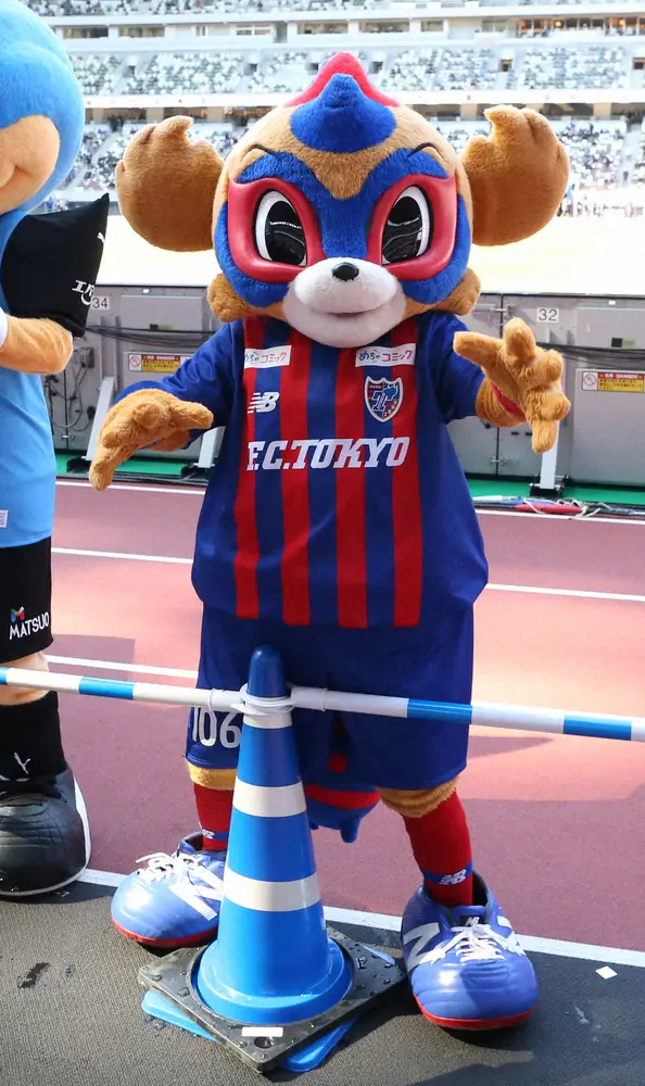 【画像・写真】東京ドロンパ　東京きらぼしFGの入社式にサプライズ登場　長友もビデオ出演で新社会人の門出を祝う