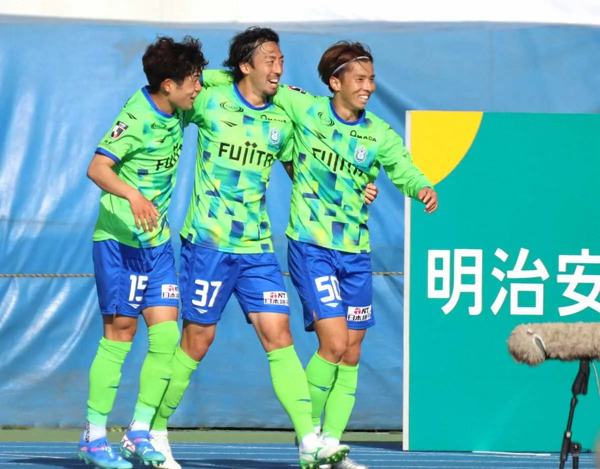 【画像・写真】湘南が新布陣で名古屋破り連敗3でストップ　山口監督「自分たちの良さを表現してくれた」