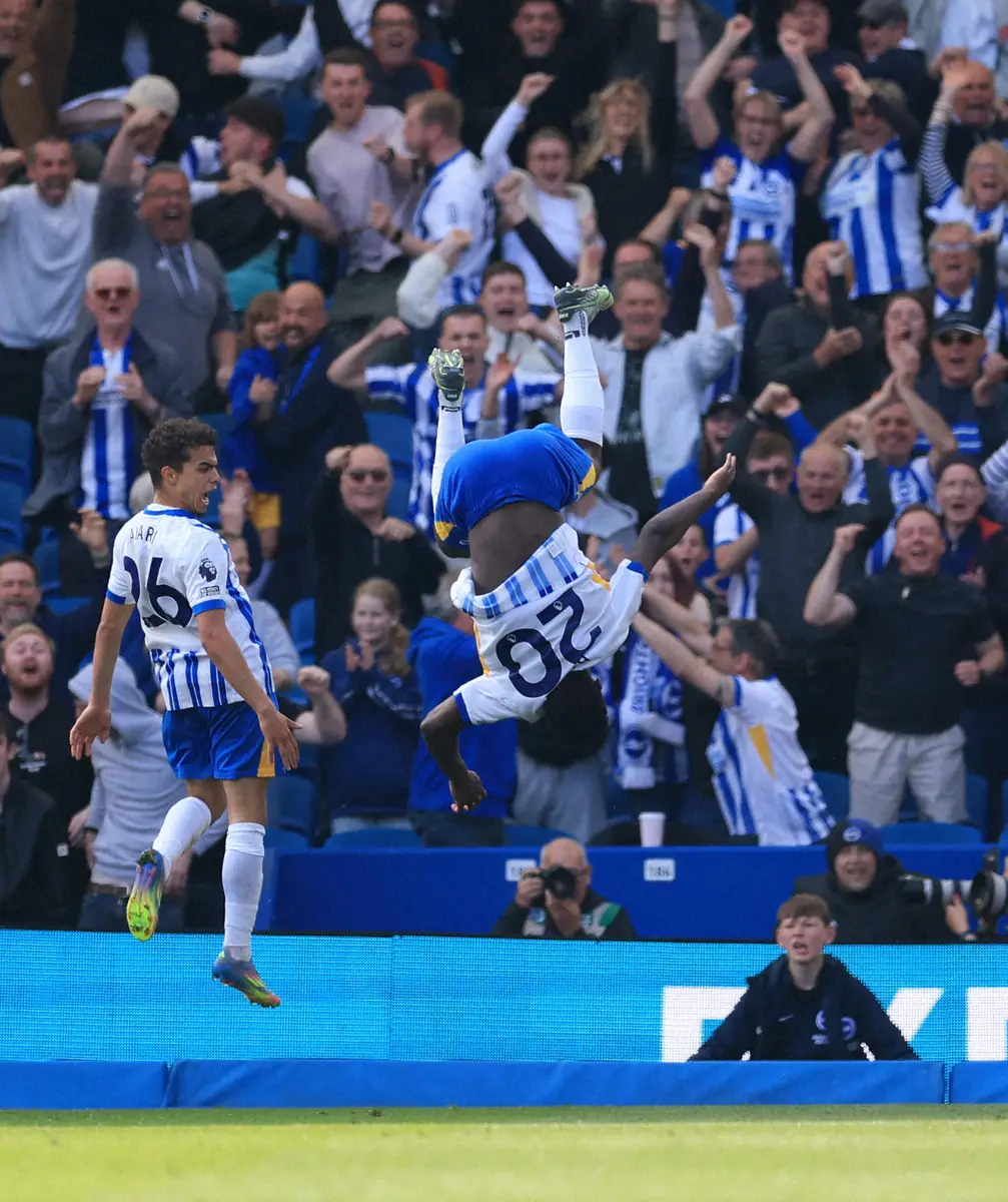 【画像・写真】ウェストハム戦の後半、圧巻のゴールパフォーマンスを見せたブライトンのバレバ（右）（ロイター）