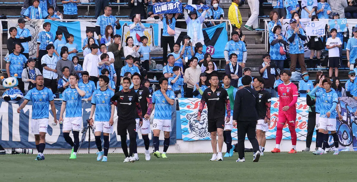 【画像・写真】横浜FCは今季3度目の2連敗　後半早々にPKを献上した小倉は「チャヴリッチが一枚上手だった」