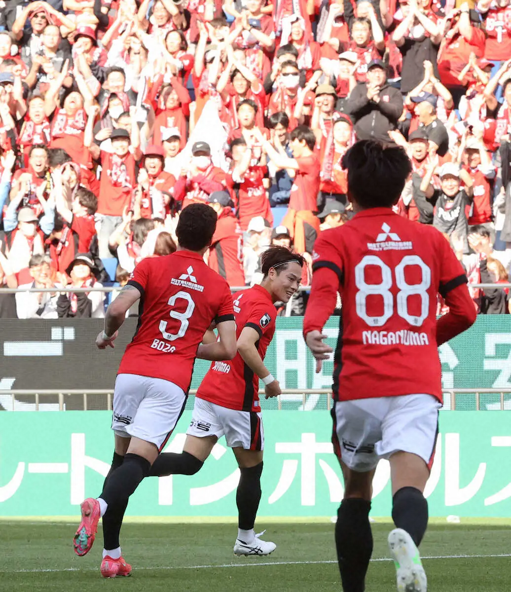 【画像・写真】浦和が9季ぶり5連勝！　松尾、渡辺がゴール　7試合ぶり復帰の中島はポスト直撃FK