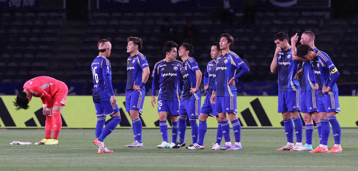 【画像・写真】京都に逆転負けした町田イレブン（撮影・西海健太郎）