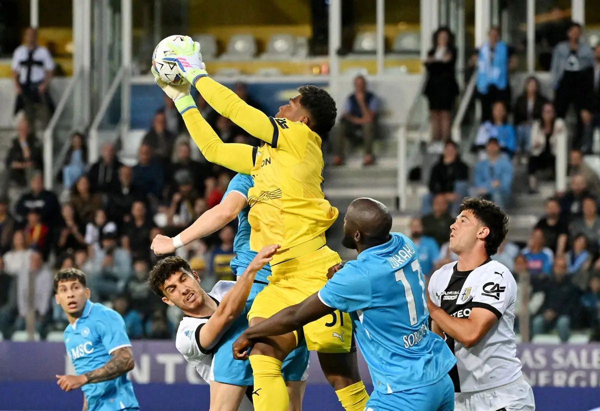 【画像・写真】パルマGK鈴木彩艶　首位ナポリを零封でプレイヤー・オブ・ザ・マッチ選出「必ず残留をつかみ取りたい」