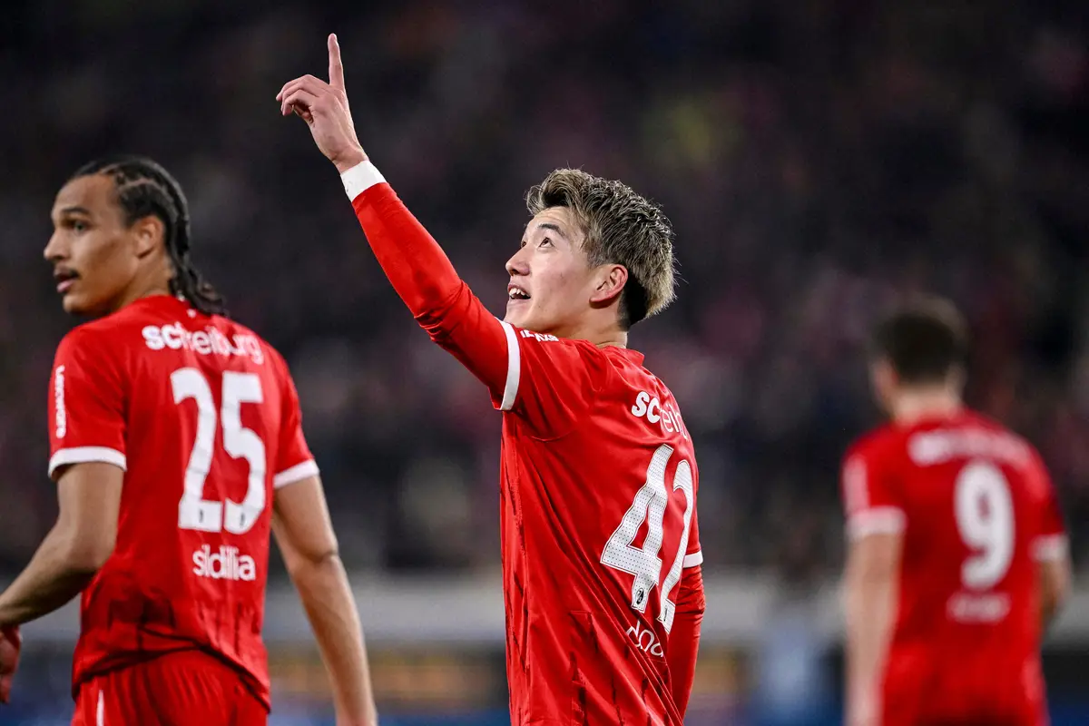 【画像・写真】堂安穫りの切り札はレジェンド長谷部誠氏？　Eフランクフルト地元紙が「どれほど快適か体現」と指摘