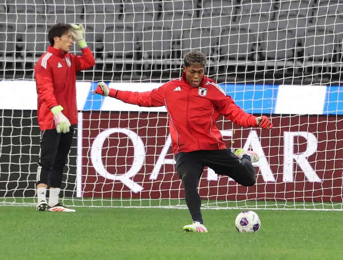 【画像・写真】守護神・鈴木彩艶「試合を通して成長を実感できた」GK大国イタリアで充実のシーズン