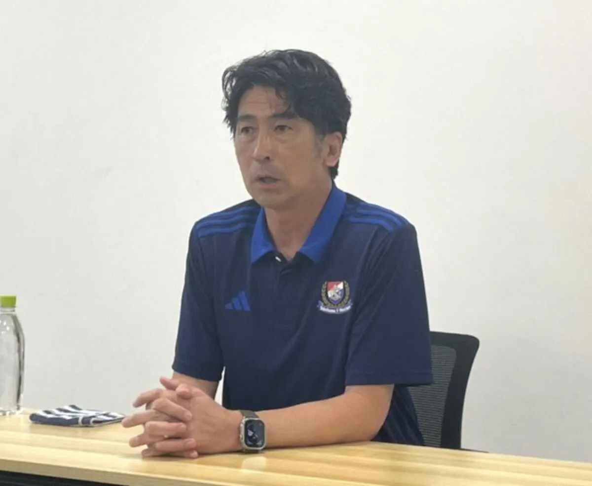 【画像・写真】横浜M西野SD、シーズン中2度の監督交代に「重く受け止め」　キスノーボ氏退任発表から一夜明け対応