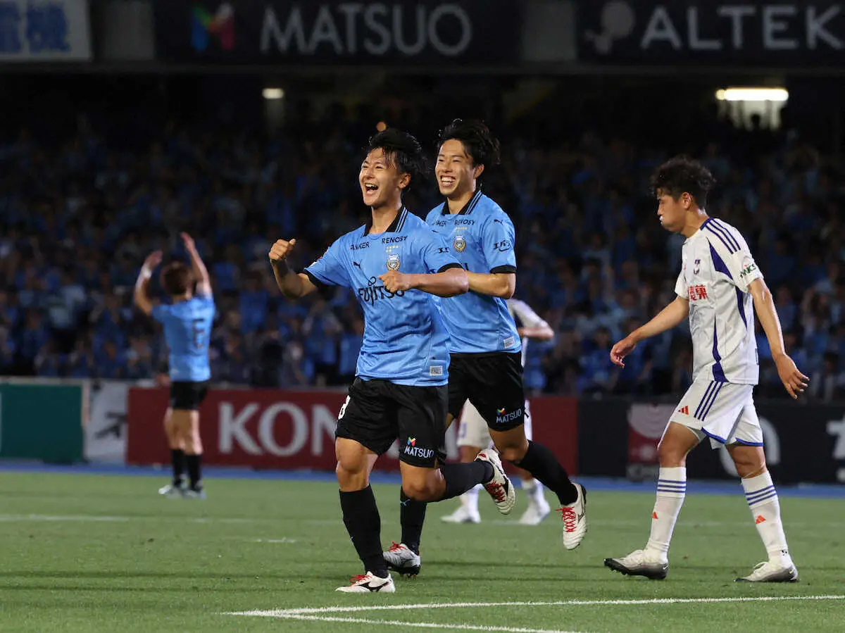 【画像・写真】攻守に躍動の川崎Fが快勝　200試合出場の脇坂FK弾に神田がJ1初得点　高井も守備で貢献