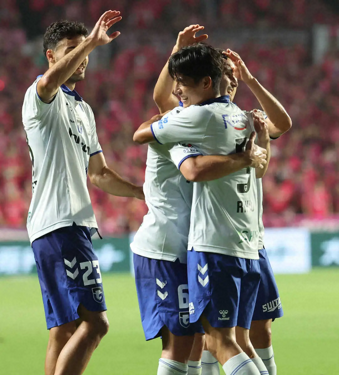 【画像・写真】G大阪がDF半田の“背中弾”で大阪ダービー制す　50試合目で25勝に