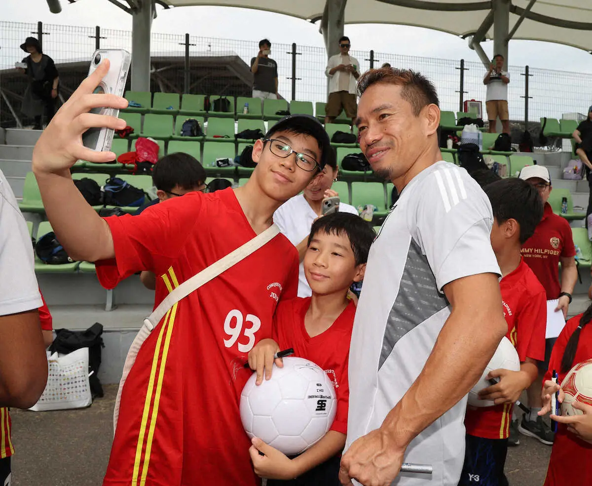 【画像・写真】【E1】長友　中国戦から一夜明けて「危機感が強い」　完封勝利貢献も「まだまだなところがたくさん」