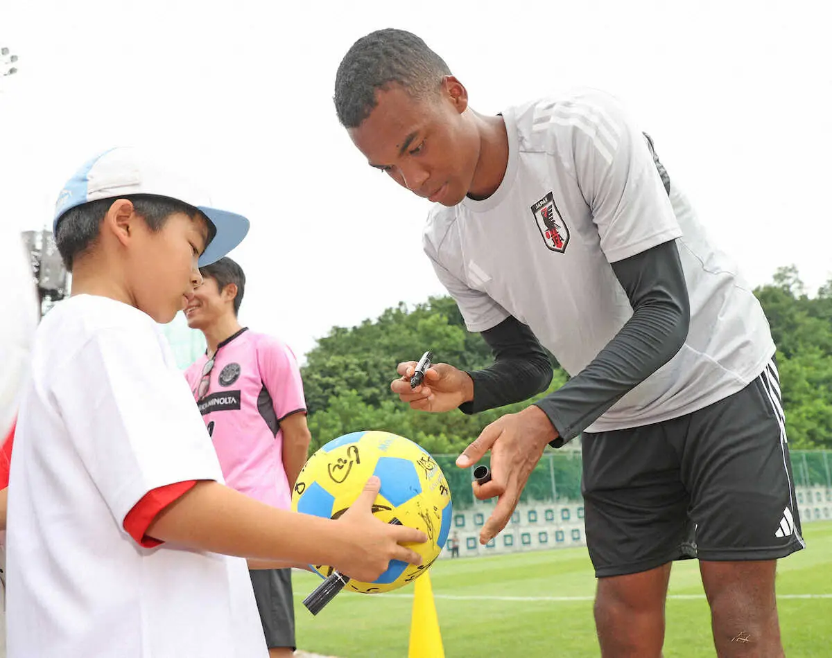 【画像・写真】【E1】日本代表・望月、日韓戦へ町田チームメートとの対戦心待ち「マッチアップしたら…不思議な感じ」
