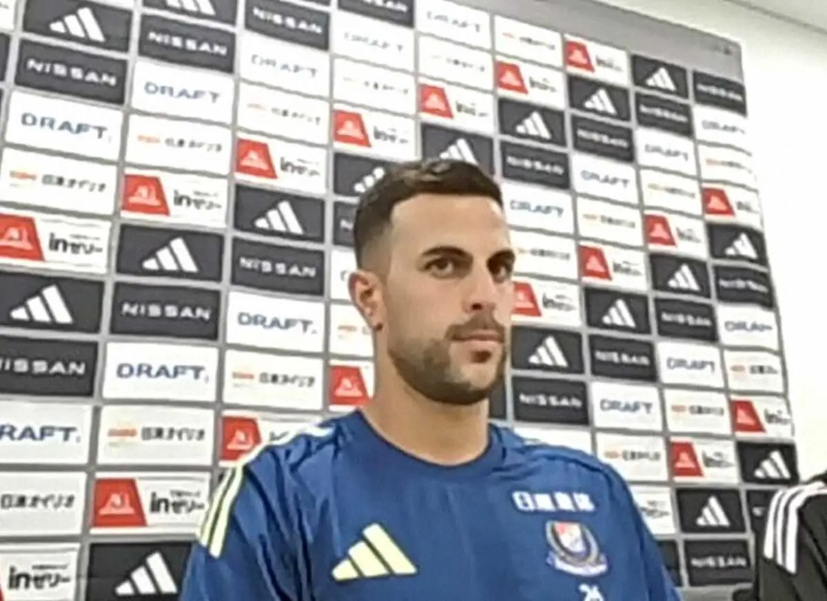 【画像・写真】横浜M新加入FWディーン・デイビッドが会見「全力を尽くして得点を決めたい。最低でも8得点」