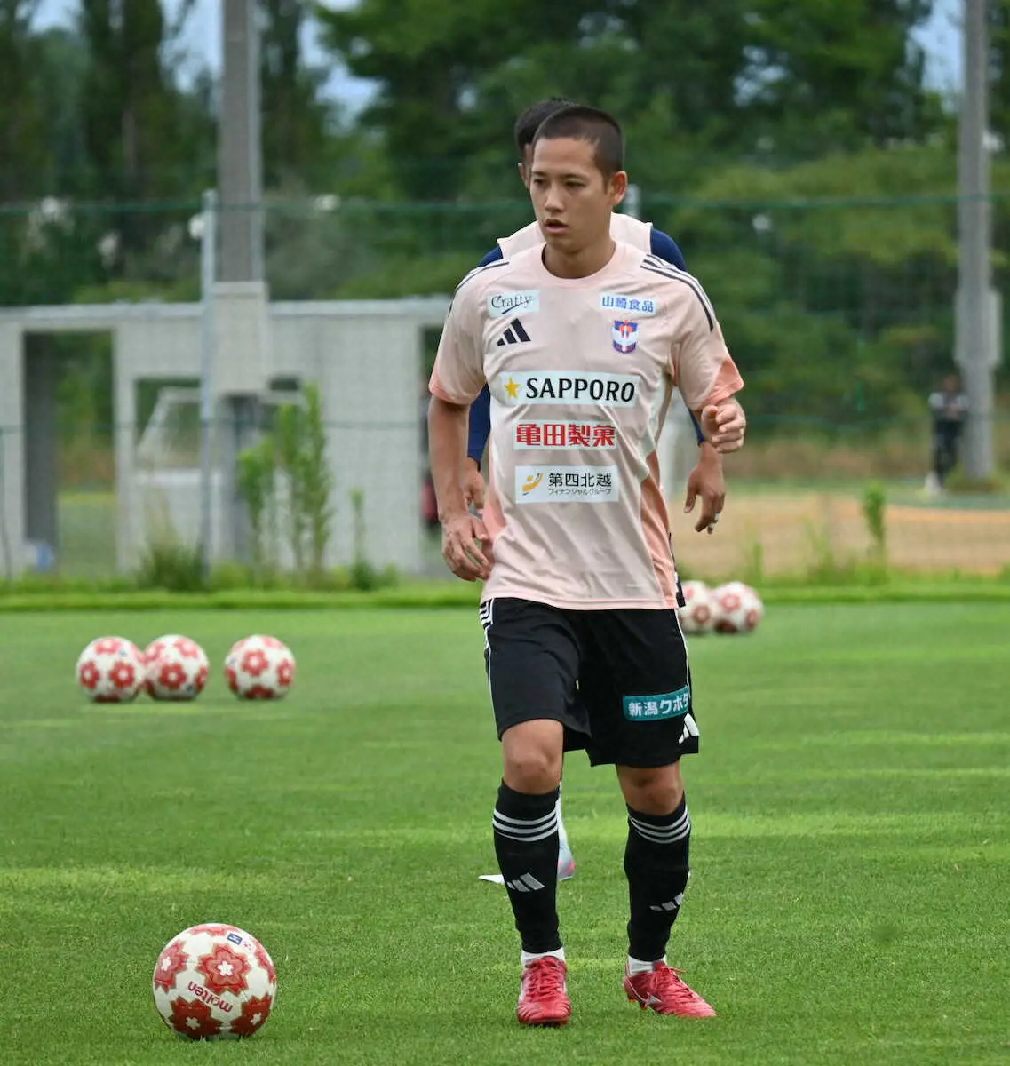 【画像・写真】チームに合流して練習に初参加した新潟・島村