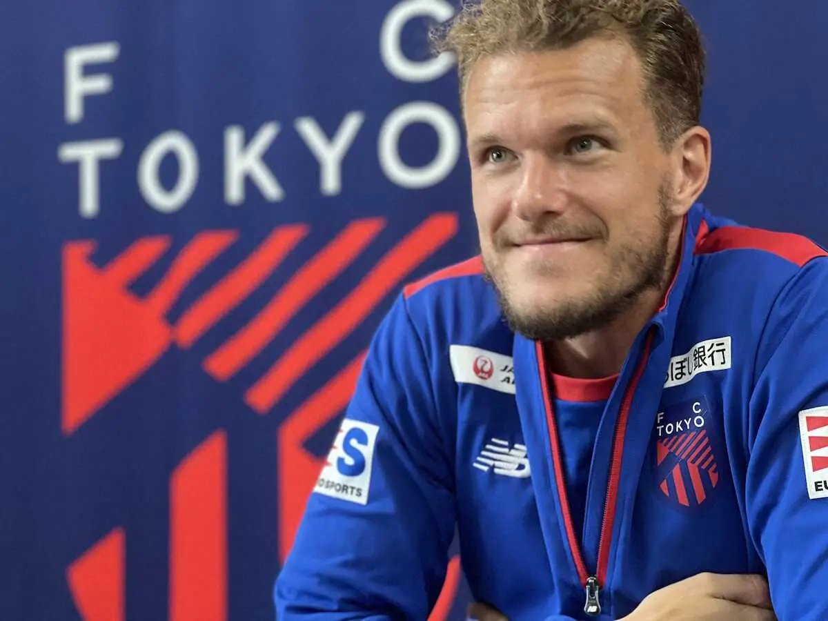 【画像・写真】FC東京　DFショルツが1年ぶりに浦和と再会　古巣戦前に「試合が終わった後に笑顔であいさつしたいね」