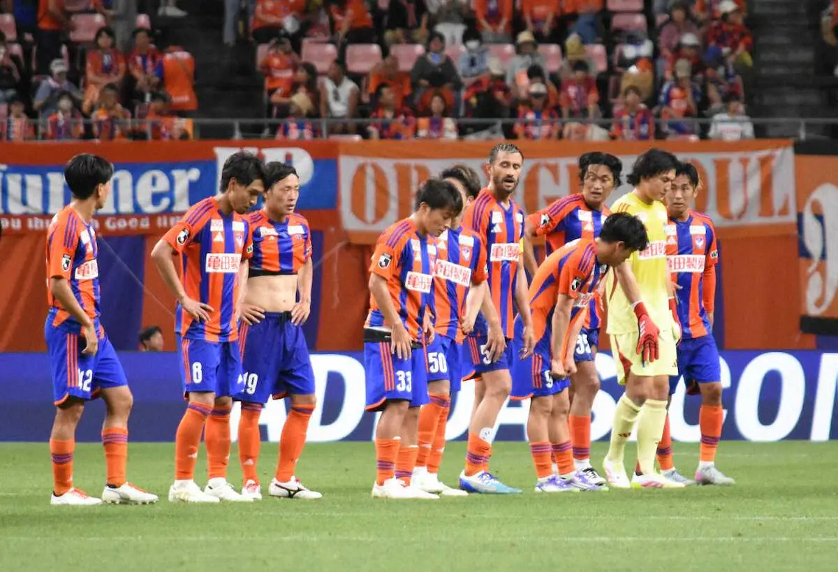 【画像・写真】新潟　リーグ戦8年ぶりの5連敗でついに最下位に転落　遠のくJ1残留