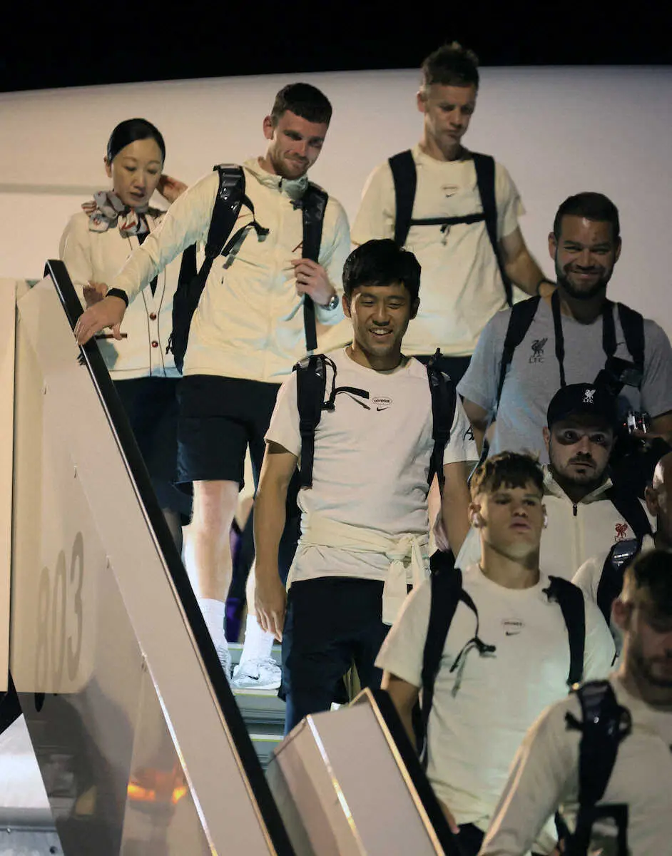 【画像・写真】リバプールがチャーター機で20年ぶりに来日　30日に横浜F・マリノスと対戦