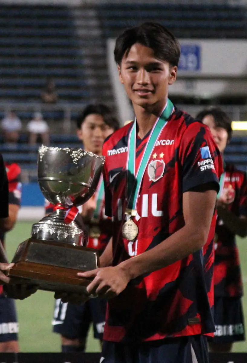 【画像・写真】鹿島　ユース所属DF大川佑梧の来季トップチーム昇格内定を発表　左利きCB、2日前にクラブユース初制覇