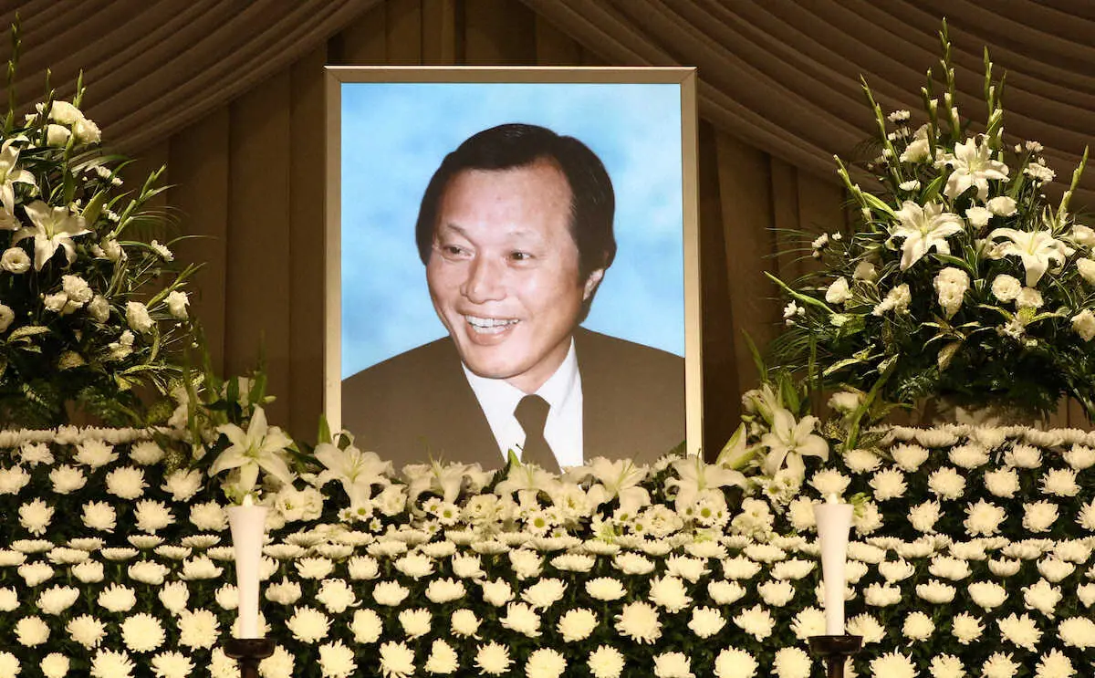 【画像・写真】釜本邦茂氏の遺影