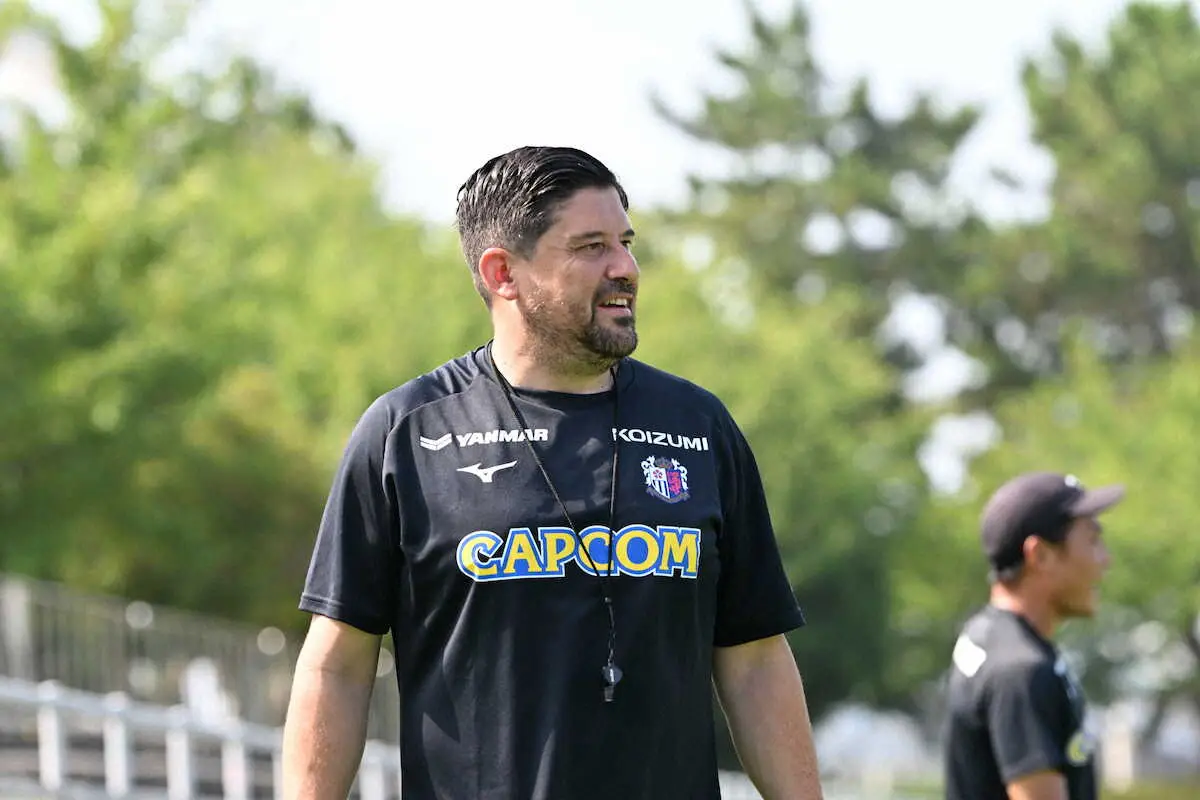 【画像・写真】直近リーグ8試合で黒星1回…C大阪パパス監督「我々も調子良い」公式戦9連勝中の町田撃破へ気合