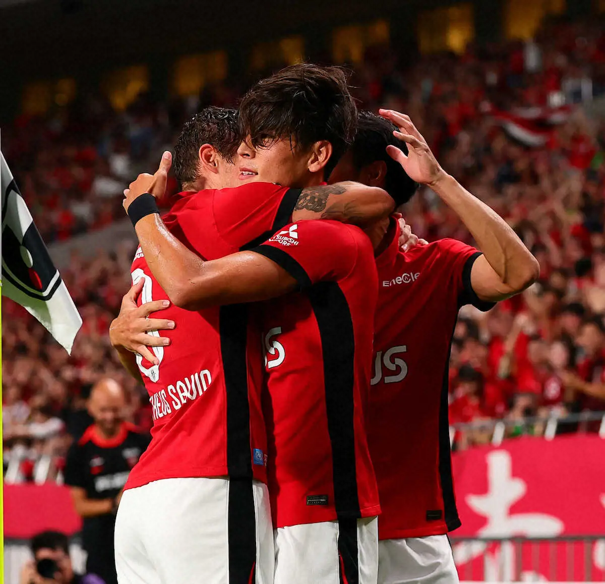 【画像・写真】公式戦3連発の浦和FW小森が負傷交代…　森保監督の前で猛アピールもスコルジャ監督「重傷かも」