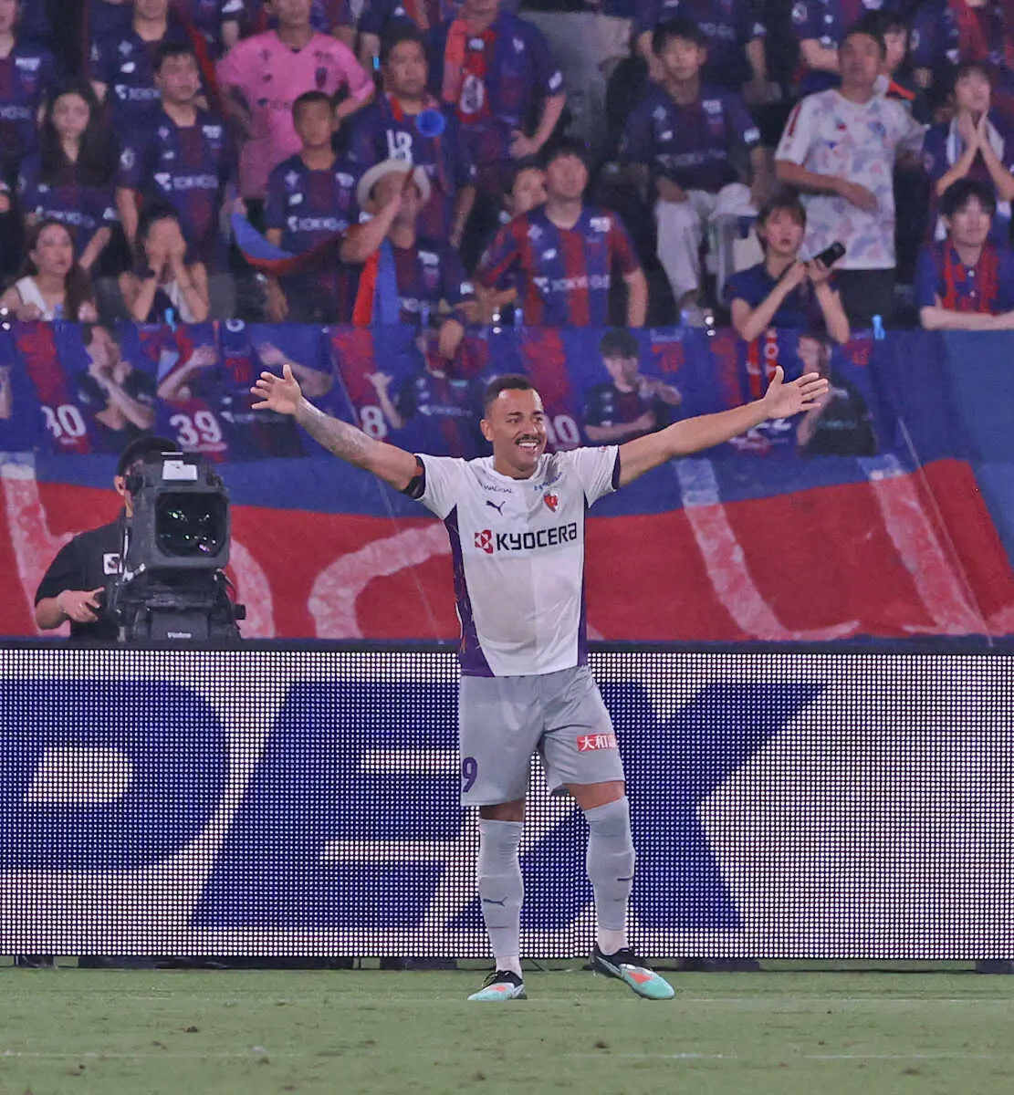 【画像・写真】京都FWラファエル・エリアス3発大暴れ！今季初3連勝で首位浮上　23年ぶり敵地・FC東京戦突破