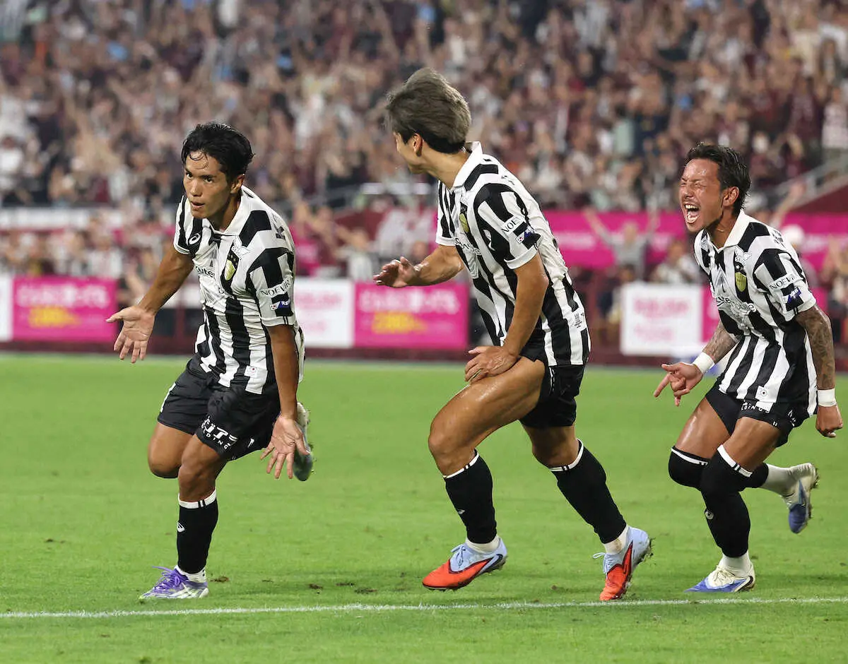 【画像・写真】神戸MF武藤嘉紀が待望の今季リーグ戦初得点　腰椎椎間孔狭窄の手術を乗り越え