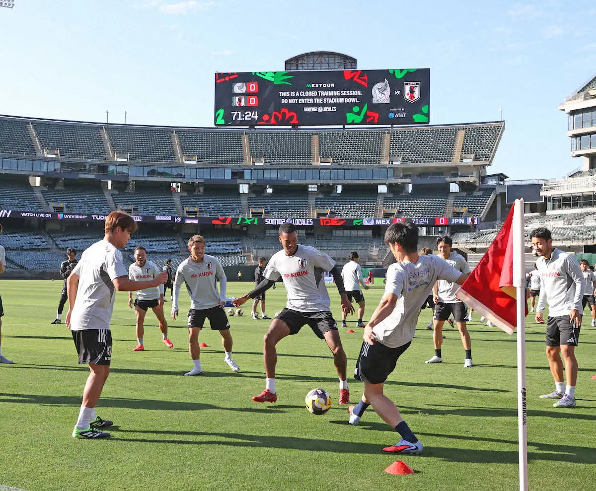 【画像・写真】望月ヘンリー海輝　メキシコの得点源であるセットプレーを警戒　高さを生かして「一つの防波堤になりたい」