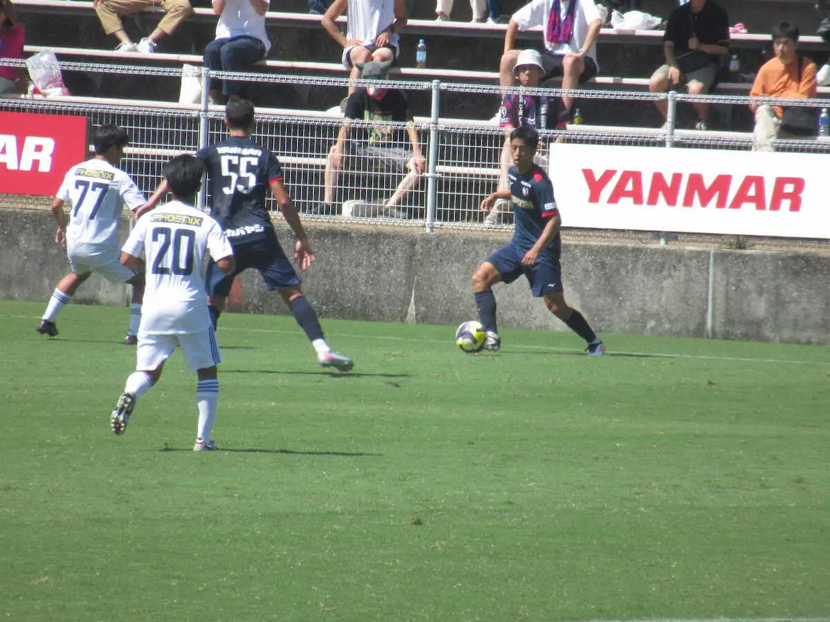 【画像・写真】C大阪DF久保瑛史が人生初SB挑戦「僕がボランチだったらどう動いてほしいかを考えながら」大院大とTM