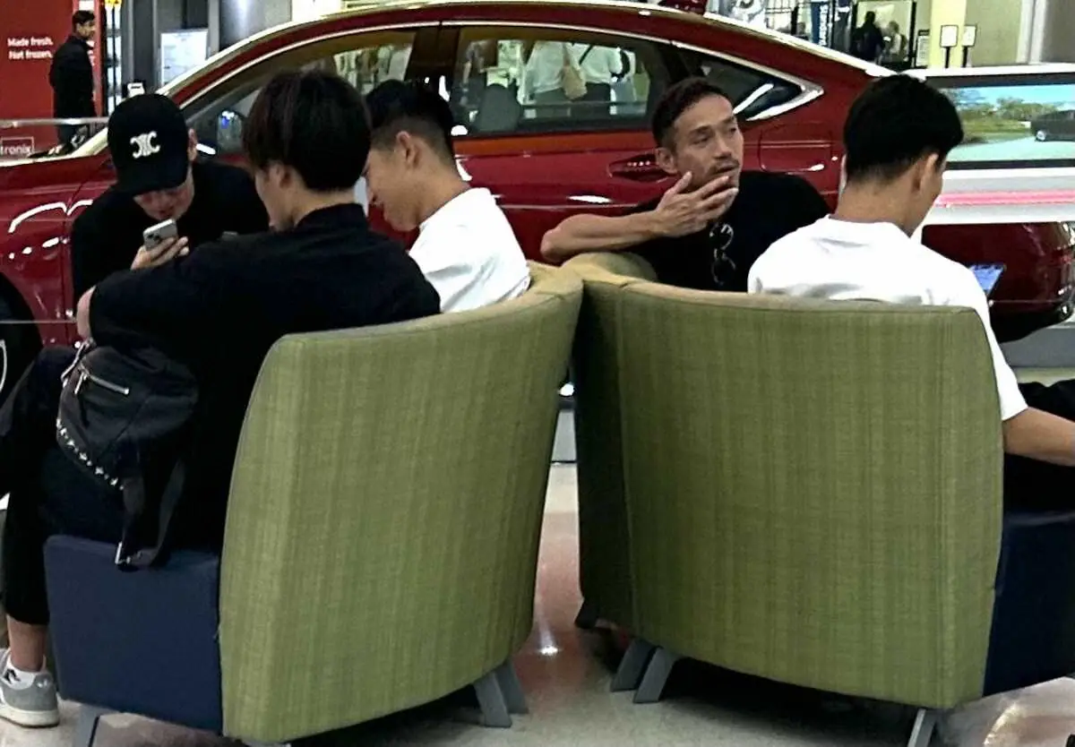 【画像・写真】日本代表、長友ら国内組6選手が米国遠征から帰国　森保監督は北中米滞在継続でベースキャンプ候補地を視察