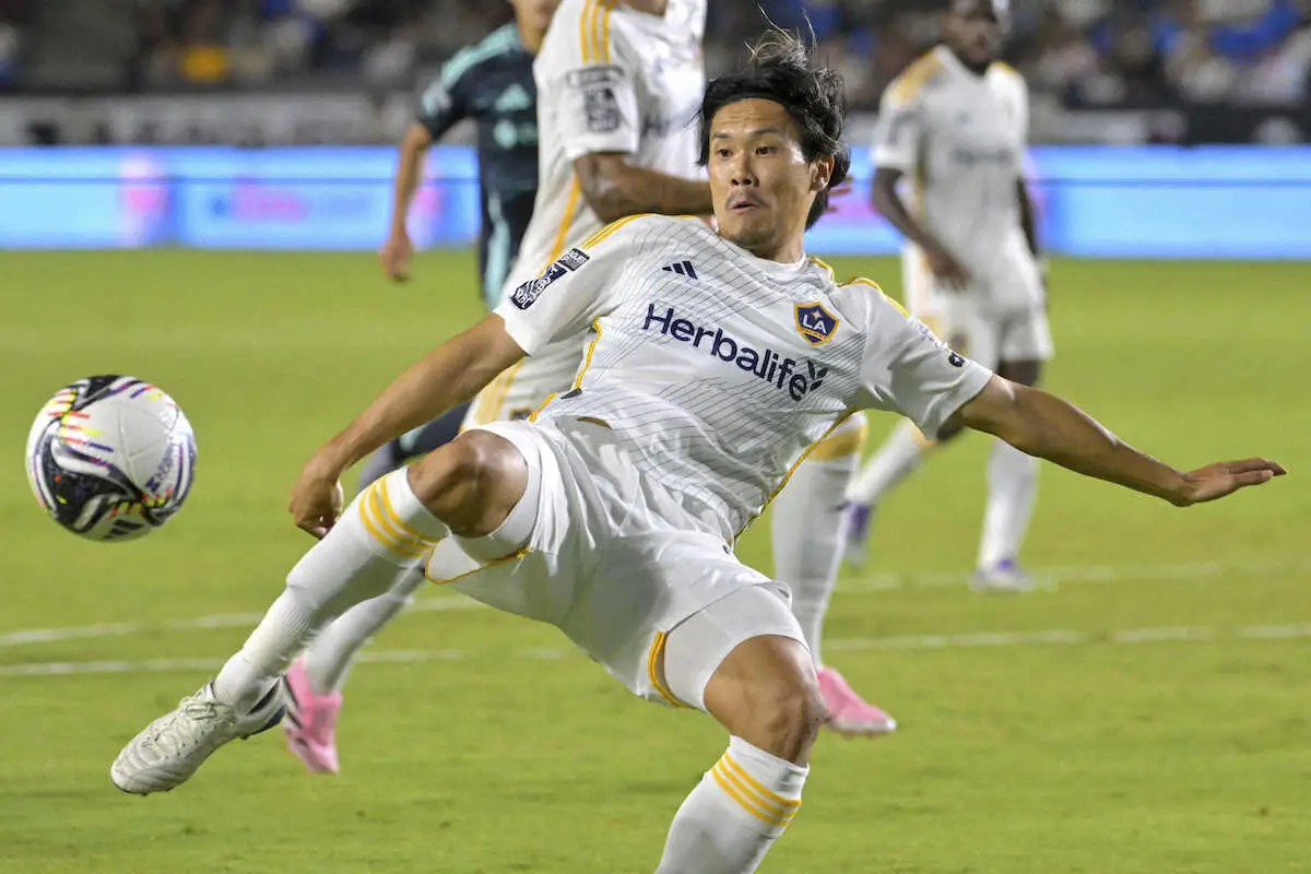 【画像・写真】ギャラクシーの吉田と山根が初アベック弾　山根は2年目の初得点　2点ビハインドから引き分けに持ち込む