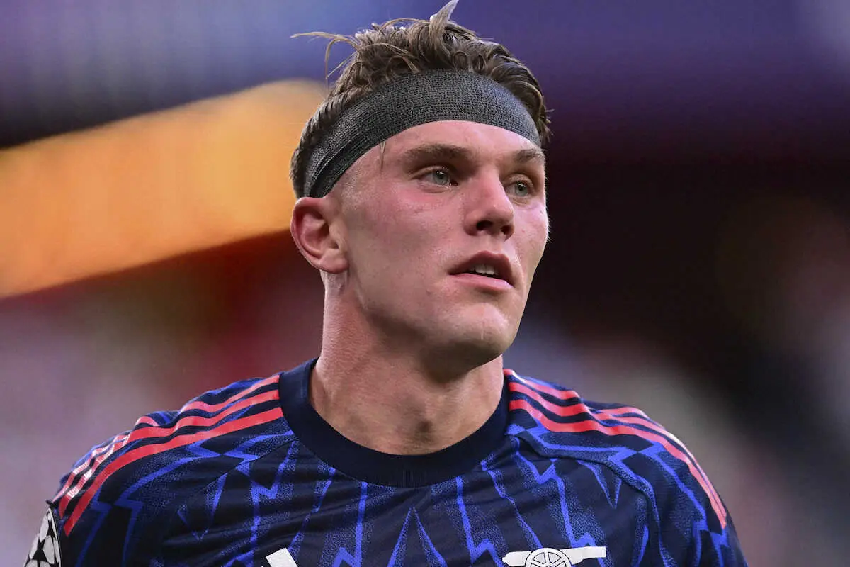 【画像・写真】ビルバオ戦の前半、頭部を負傷しながらも試合に復帰したアーセナルFWギョケレス（AP）