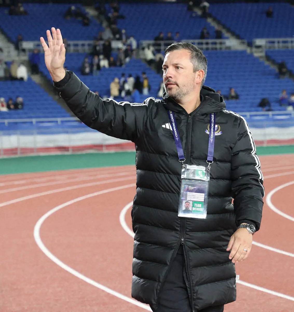 【画像・写真】J2磐田　ハッチンソン監督解任を発表「クラブのミッションは変わりません。成功を願っています」