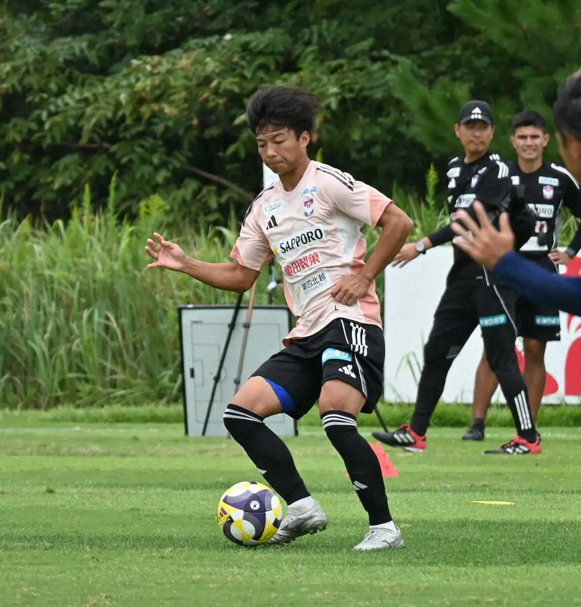 【画像・写真】加入後初ゴールに意欲を燃やす新潟・若月