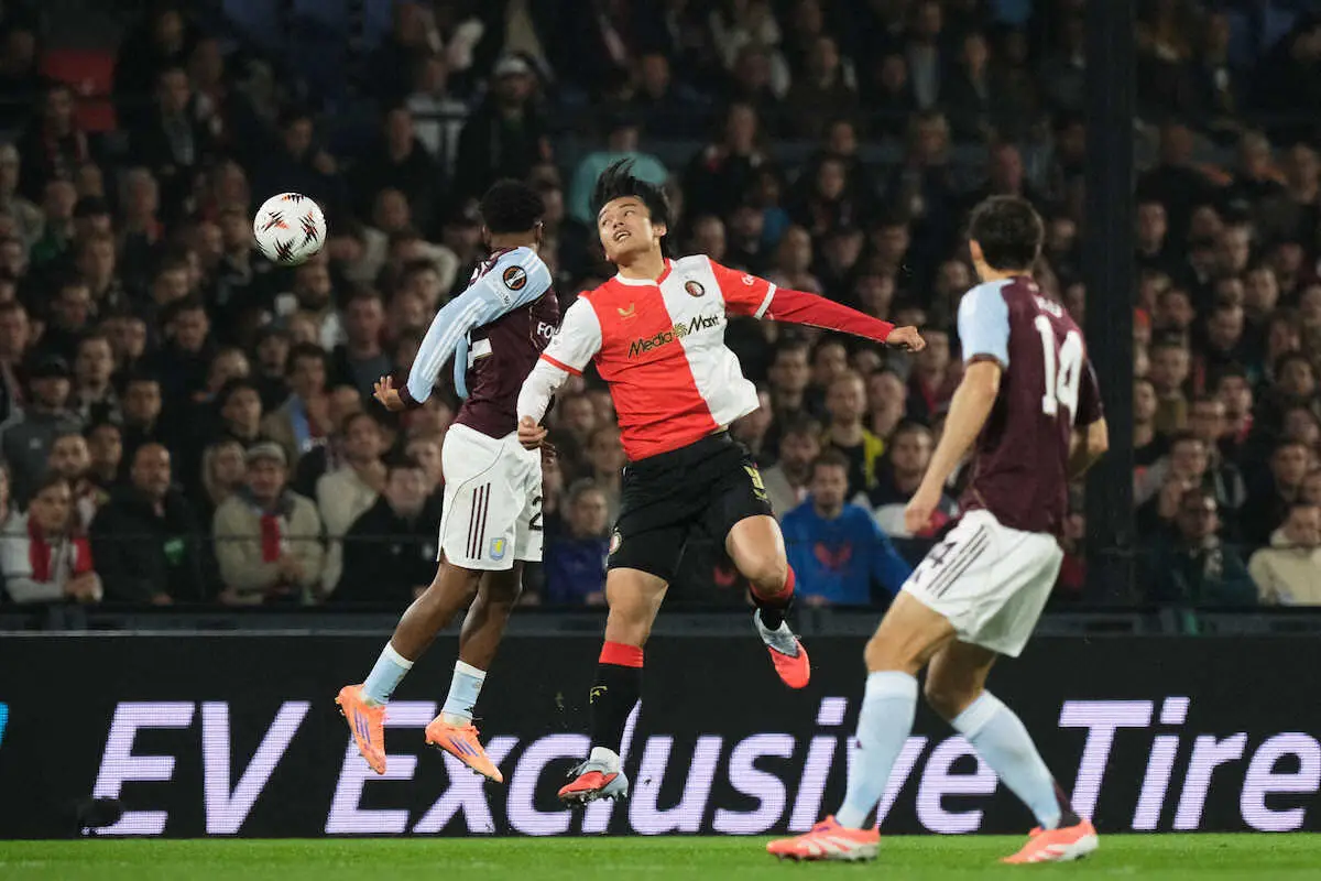 【画像・写真】【欧州リーグ】フェイエノールト上田綺世の“幻”ゴールにファンペルシー監督苦言「誤審を認めた」