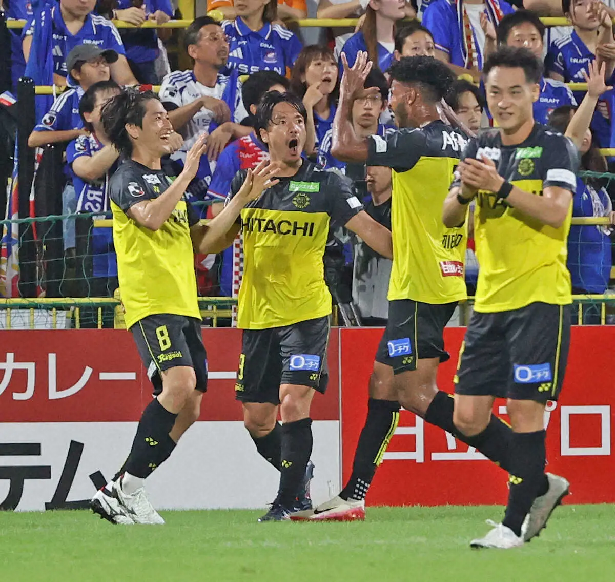 【画像・写真】柏がドロー沼から脱出！　小泉弾で横浜Mに1―0…5試合ぶり勝利で逆転優勝に望み