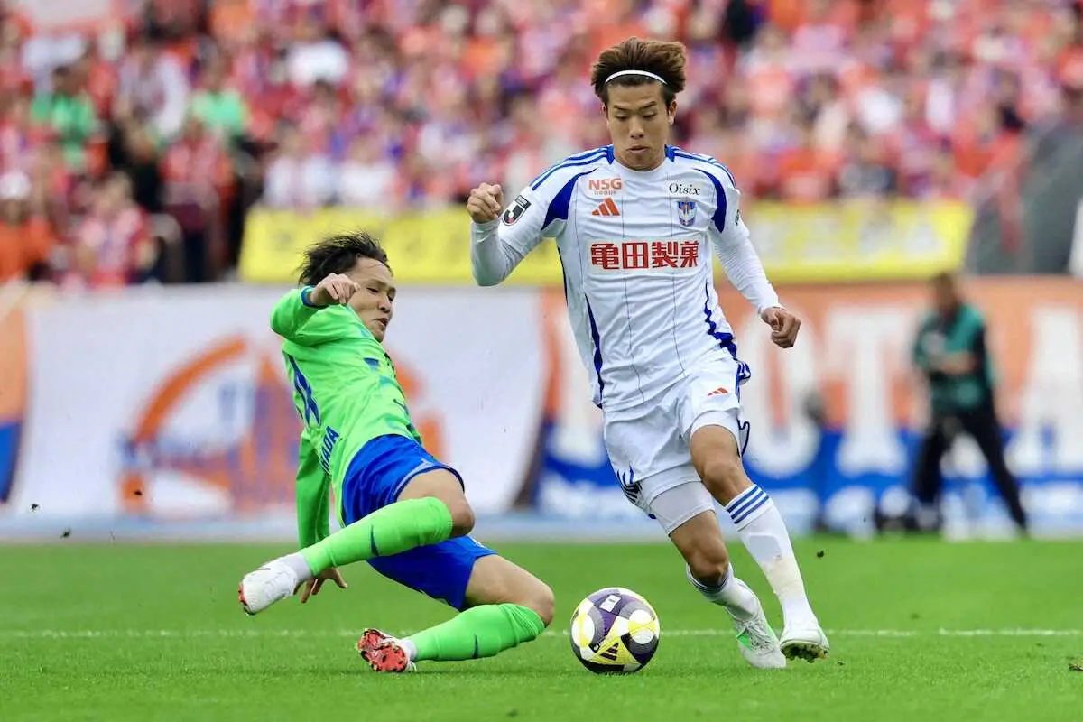 【画像・写真】J2降格の湘南が今季最多5発で20試合ぶり勝利　同じく降格する新潟にホームで一矢