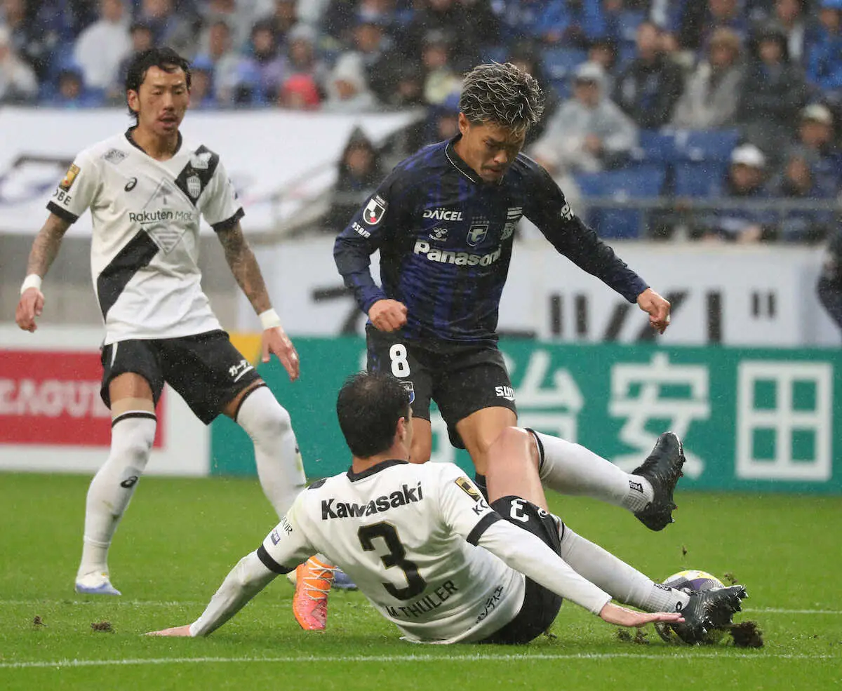 【画像・写真】神戸の史上2クラブ目リーグ3連覇消滅　G大阪と痛恨ドロー