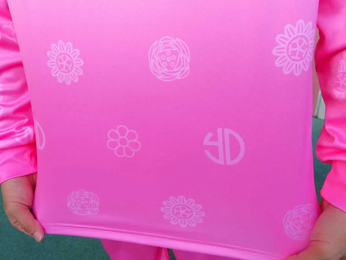 【画像・写真】柿谷曜一朗氏が引退試合会場のヨドコウで取材対応　鉄壁DFを相手に真剣勝負でゴールを狙う