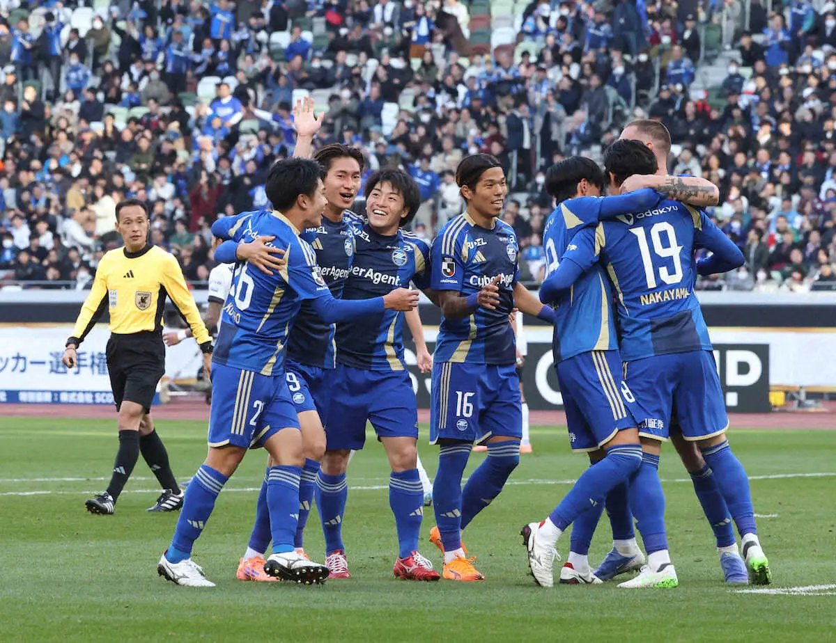 【画像・写真】【天皇杯】町田が悲願初タイトル獲得！藤尾2発＆相馬弾で王者・神戸討ち　黒田監督「日本人初」偉業