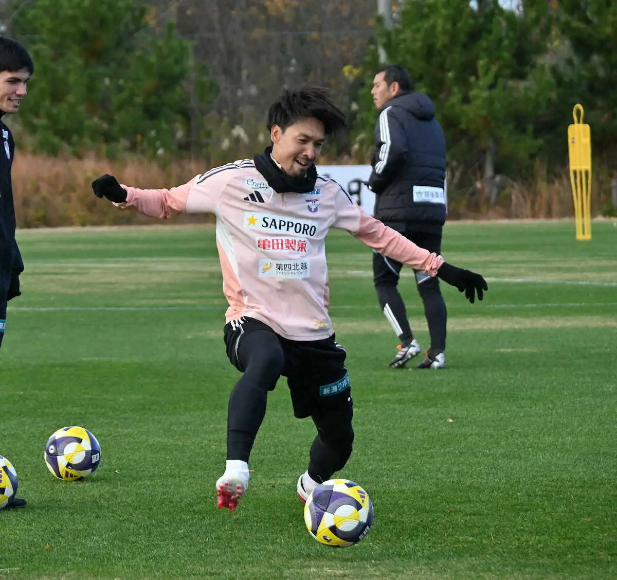 【画像・写真】18試合ぶり白星目指す新潟　MF白井は古巣・柏戦に闘志「必ず勝つことだけを考えてプレーしたい」